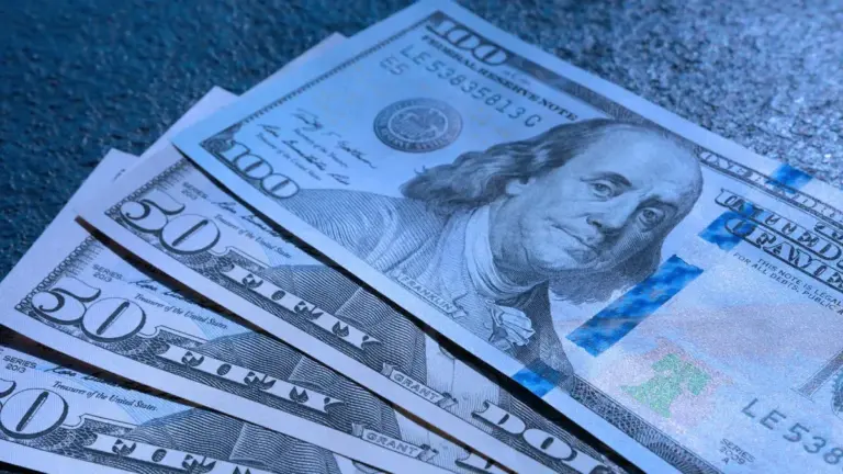 Dólar blue hoy minuto a minuto: a cuánto está este miércoles 1 de enero