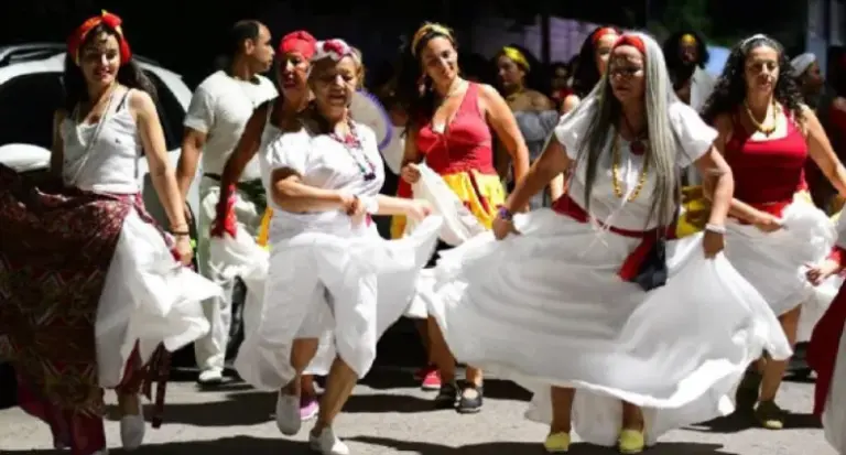 Danzas, música y ritmos, una ofrenda sentida al santo negro