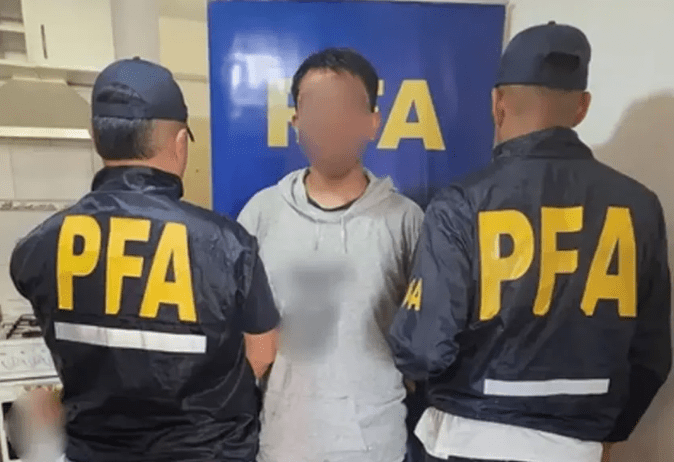 Detuvieron a un hombre por amenazar a Trump en las redes sociales