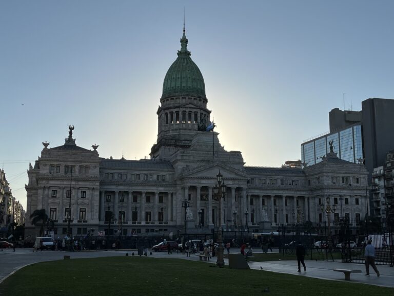 EL SENADO RECHAZA NOMBRAMIENTOS DE LIJO Y GARCÍA MANSILLA, ASESTANDO DURO GOLPE AL GOBIERNO