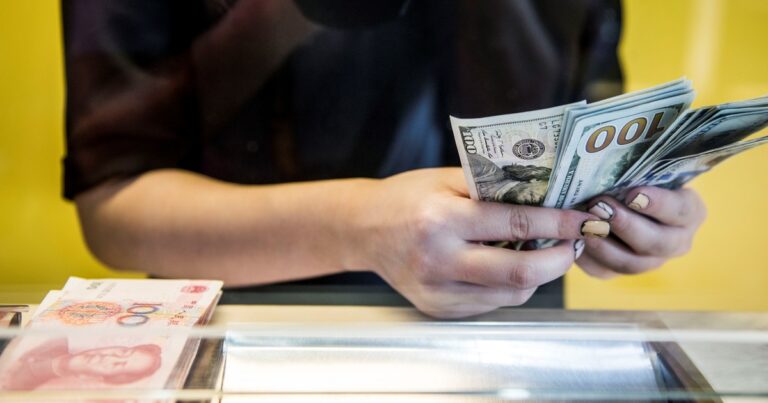Dólar hoy: a cuánto cotizan el oficial y sus diferentes tipos de cambio este martes 15 de abril