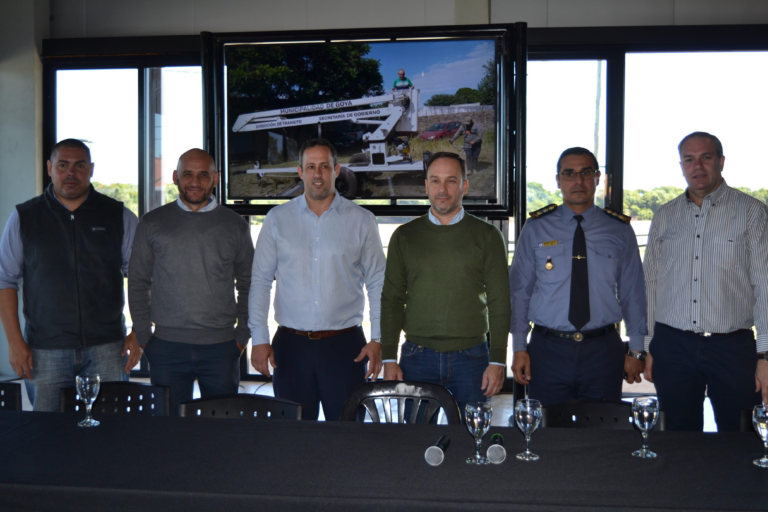 La Provincia firmó un convenio de cooperación con el municipio de Goya