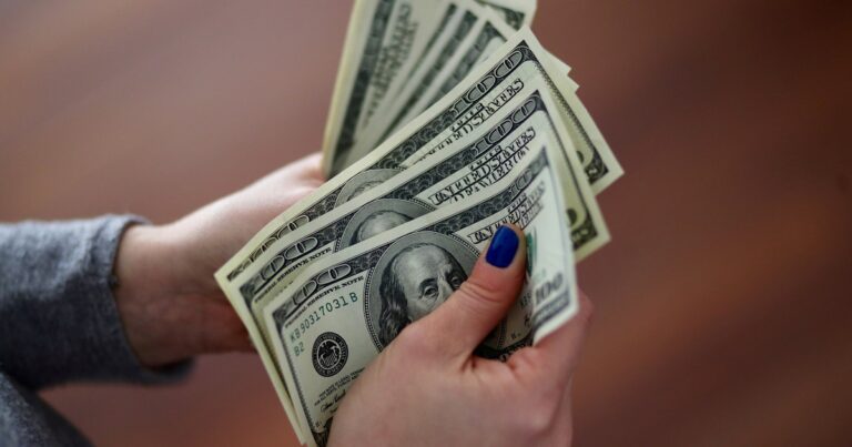 Dólar CCL hoy: a cuánto cotiza este lunes 21 de abril