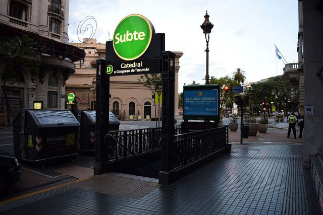«Catedral-Papa Francisco»: piden renombrar la estación cabecera de la Línea D de subte