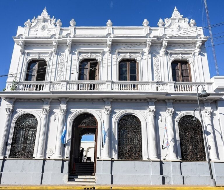 Este miércoles 30 comienza el pago de sueldos a municipales