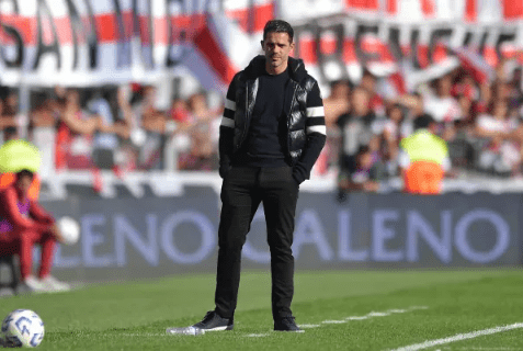 Fernando Gago dejó de ser el técnico de Boca por pedido de Riquelme