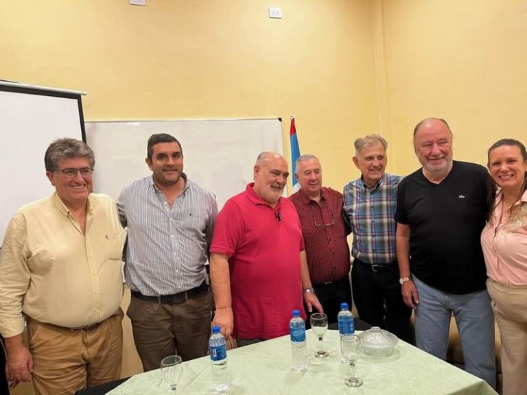 Ricardo también tiene su pata peronista para competir en las urnas