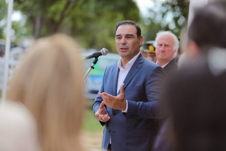 Valdés evalúa la fecha oportuna para elecciones provinciales