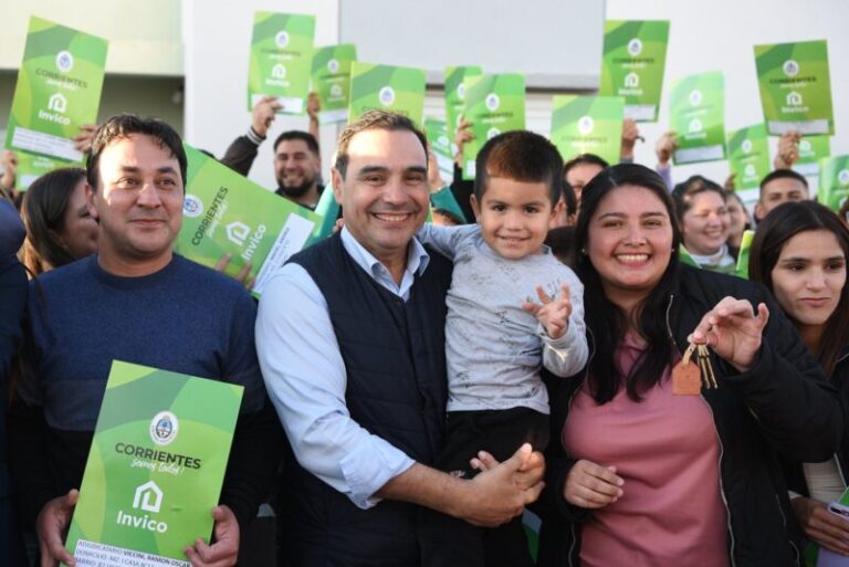 Bella Vista: adjudicaron viviendas a 82 familias