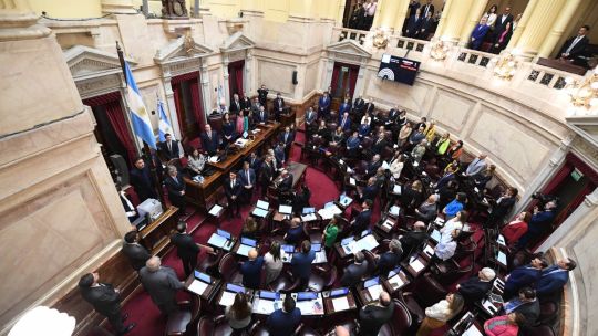 Corrientes: Vischi y Valenzuela rechazan incremento de salarios en el Senado