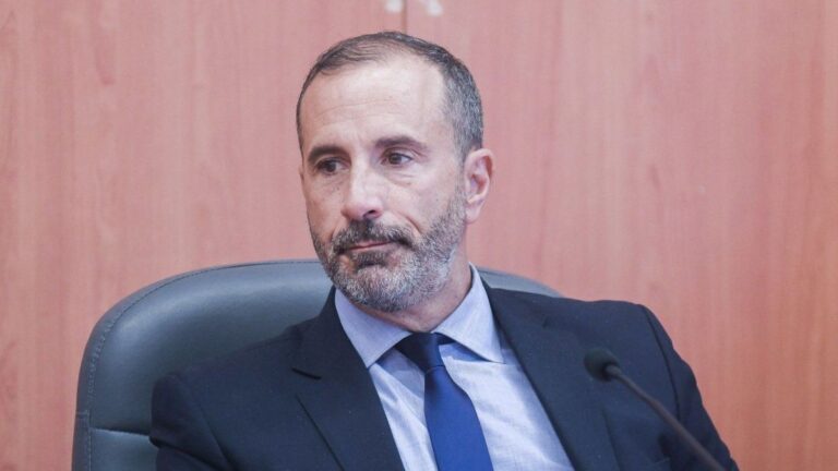 Se toma licencia el juez que tiene que definir la prisión domiciliaria de Cristina Kirchner