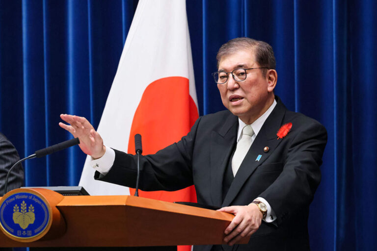 El primer ministro de Japón declaró que Irán nunca debería tener una bomba nuclear