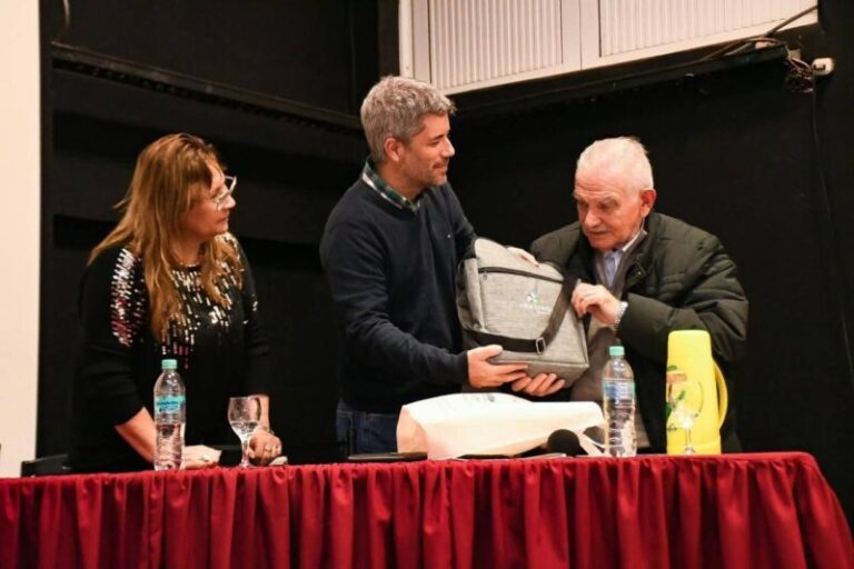 Virasoro: Homenaje a su fundador con charla sobre su legado histórico