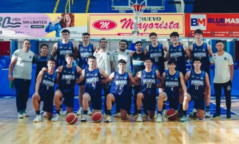 Los remeros juveniles enfrentan a Obras por el boleto a la final