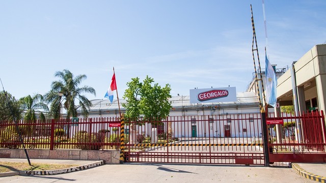 A casi un mes de conflicto, Georgalos sigue sitiada por los gremios y denuncia sabotaje