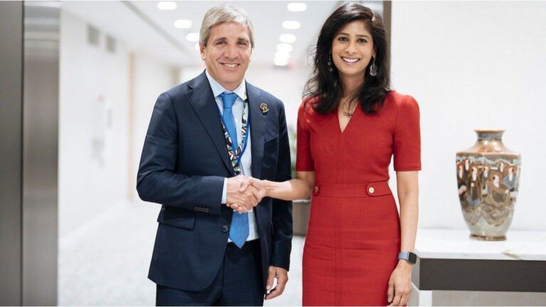 El acuerdo con el FMI, entre el «perdón» y los desembolsos: la mirada de los analistas