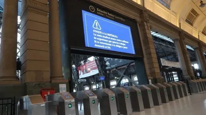 Declararon inconstitucional al DNU que imponía limitaciones a su ejercicio