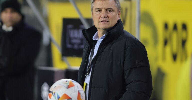 Peñarol tiene dos refuerzos para enfrentar a Racing pero no define arquero