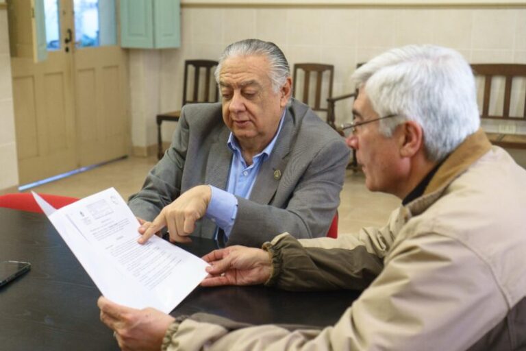 Pedro Cassani se reunió con Monseñor José Adolfo Larregain