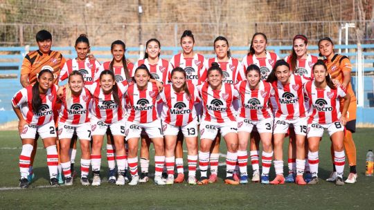 Las campeonas de Instituto, invictas de la Liga Cordobesa