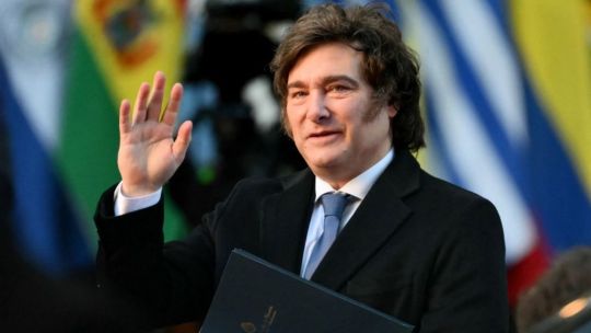 Qué margen tiene Javier Milei para vetar y judicializar las leyes que aprobó el Senado