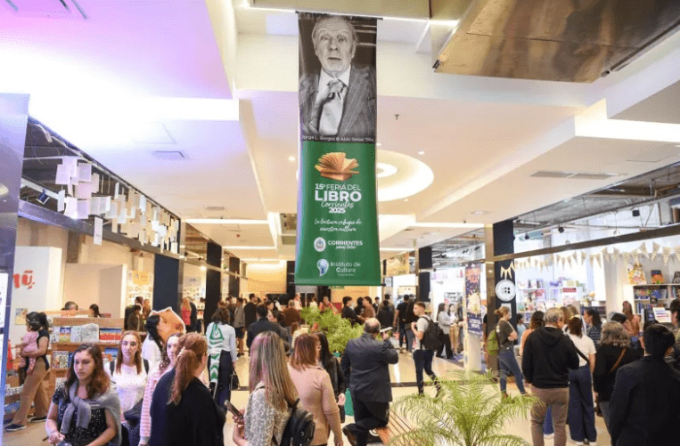 La 15ª Feria Provincial del Libro fue el lugar elegido por las familias durante el fin de semana