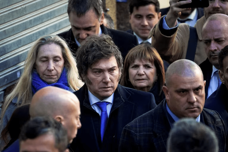 La Casa Rosada afina la estrategia electoral: Milei se sumará a la campaña para confrontar con Kicillof