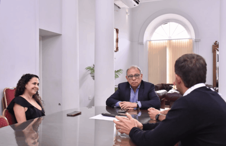 Generación de empleo: la Municipalidad acompaña la apertura de un importante local gastronómico