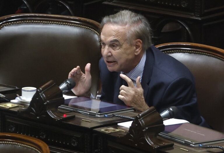 Pichetto se sacó ante una pregunta por su reunión con Villarruel