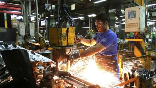 La economía mejora, pero el consumo no despega y alertan por ingresos familiares