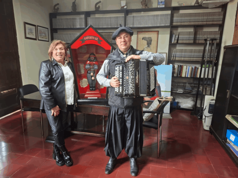 Corrientes consolida lazos chamameceros con Chile