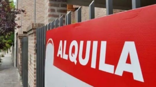 Inquilinos bajo presión: los contratos con ajuste por salarios duplican la inflación