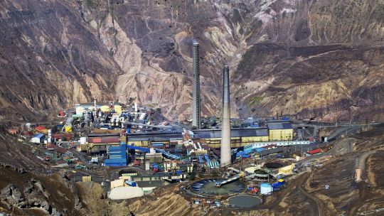 La suspensión de la mina de Codelco tensaría la oferta mundial de cobre para fundiciones