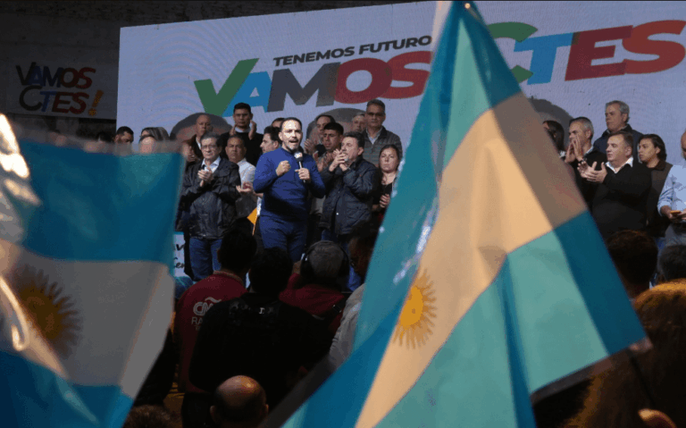 Vamos Corrientes convocó a una multitud para poner de pie a Santa Lucía