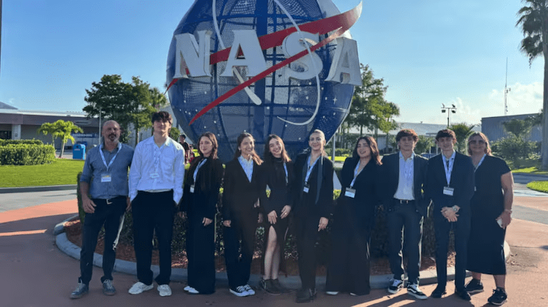 Estudiantes argentinos ganaron una competencia mundial de la NASA y pusieron al país en lo más alto