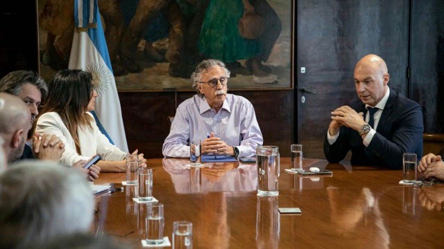Un ministro de Javier Milei puede perder su cargo por el fentanilo mortal