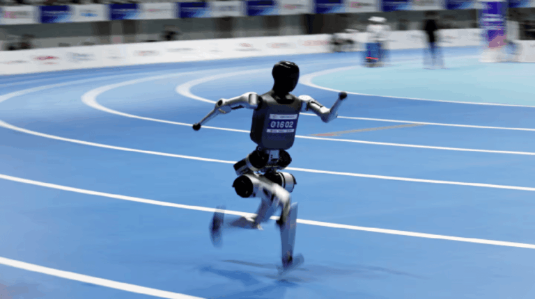 Arrancaron en China los primeros Juegos Olímpicos de robots humanoides.