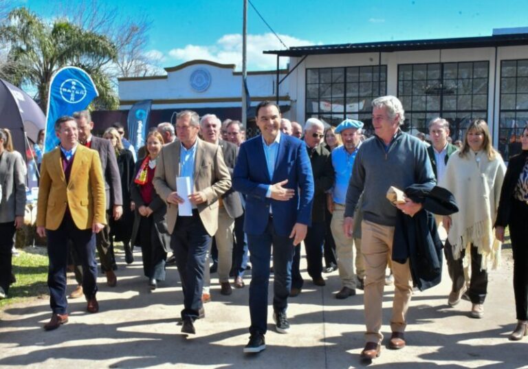 Valdés fue parte del acto inaugural en la Expo Rural