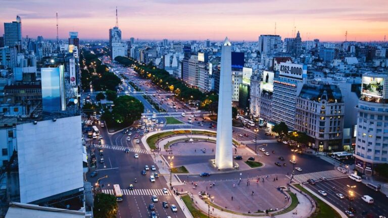 Cómo se vería el Obelisco si estuviera hecho de tela, según la Inteligencia Artificial