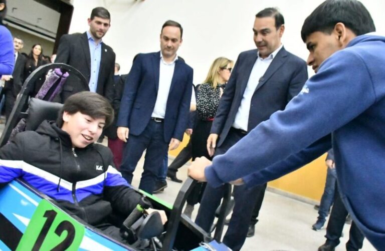 En Goya, Valdés inauguró la nueva sede de la Escuela Técnica en el ex predio de Massalin