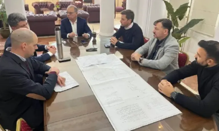 Tassano recibió a miembros de Coral Energía