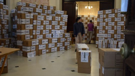 Elecciones en Corrientes: Sauce y Virasoro pelean voto a voto por la intendencia en el escrutinio definitivo