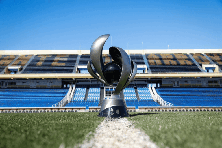 Vélez y Central Córdoba disputarán la final de la Supercopa Argentina.
