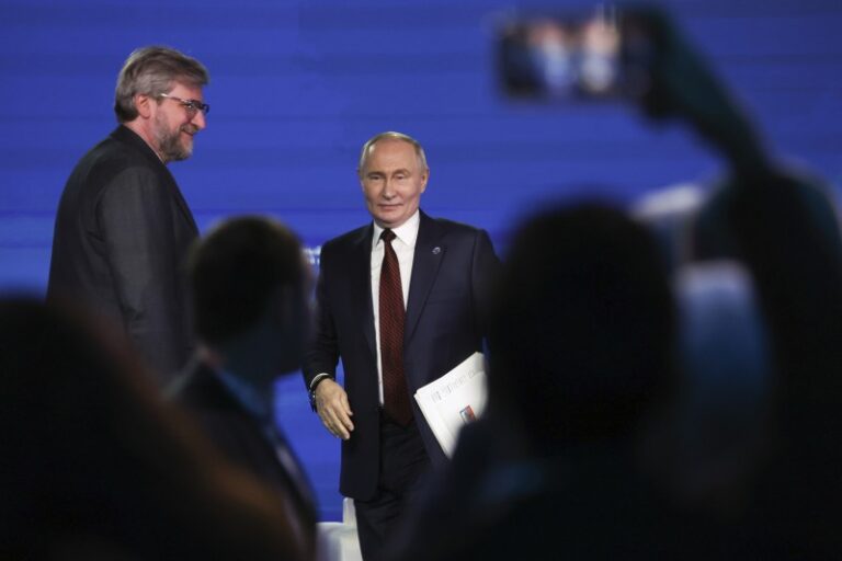 Putin rechaza las acusaciones de Patricia: «Ver espías rusos en cada esquina es irracional y destructivo»