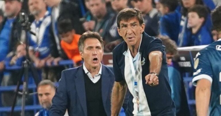 Racing vs. Vélez y un juego de ajedrez entre Costas y Guillermo para lo que será una verdadera batalla de Copa Libertadores