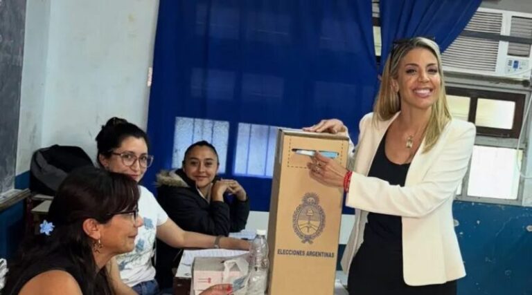 Virginia Gallardo votó en Riachuelo: Mi vida va a cambiar si soy elegida