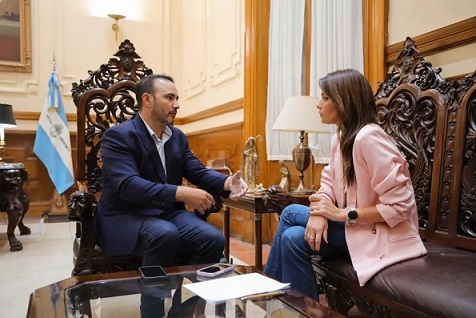 J. P. Valdés recibió a 6 intendentes del interior