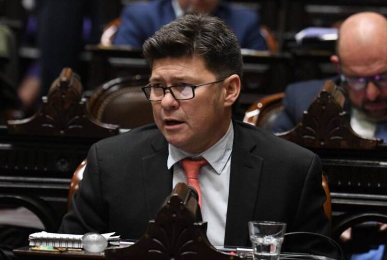 Lisandro abogó por un federalismo con responsabilidad institucional