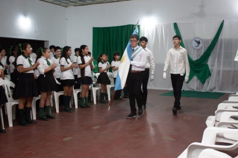 Compromiso con la Educación: celebraron la gala de egresados