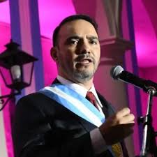 Corrientes reclama $142.000 millones que le debe La Nación